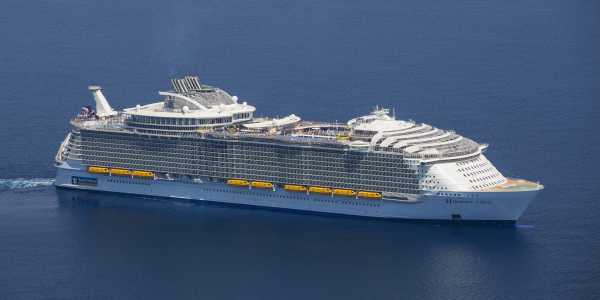 World's Largest Cruise Ship - Royal Caribbean