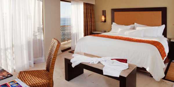 Barcelo Puerto Vallarta - Master Suite Ocean Front View Premium Level