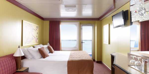 Carnival Dream - Cloud 9 Spa Balcony Stateroom