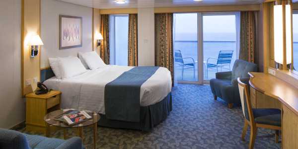 Liberty of the Seas - Deluxe Ocean View Stateroom