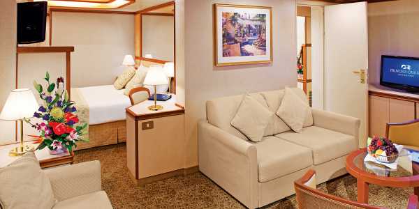 Golden Princess - Family Suites with Balcony