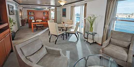 Seven Seas Voyager - Grand Suite