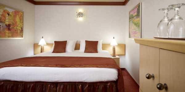 Carnival Dream - Interior Stateroom