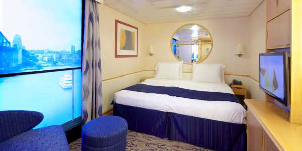 Voyager of the Seas - Interior Stateroom w/ Virtual Balcony