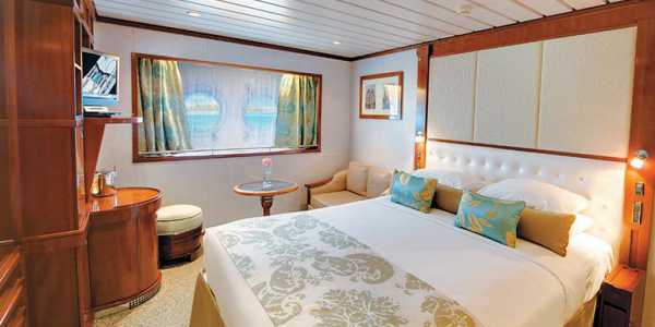 m/s Paul Gauguin - Porthole Stateroom