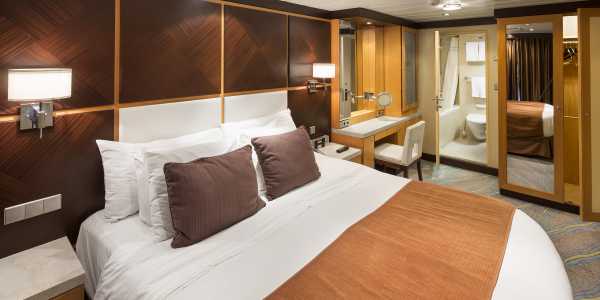 Allure of the Seas - Royal Family Suite w/ Balcony