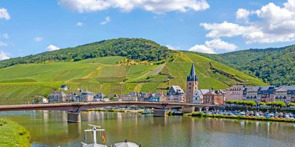 Dunhill Travel Deals