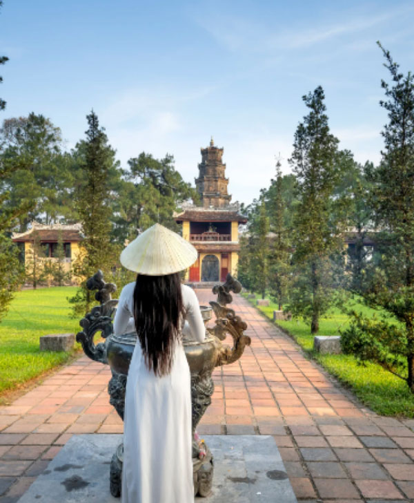 18-Day Imperial China and Vietnam Cruise Tour